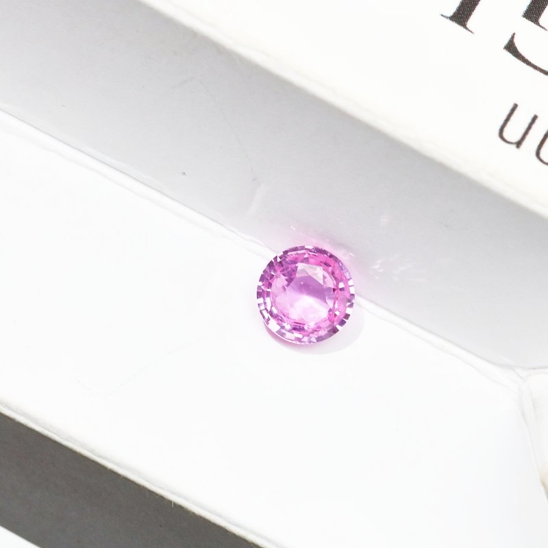 Padparadscha Sapphire - View 2