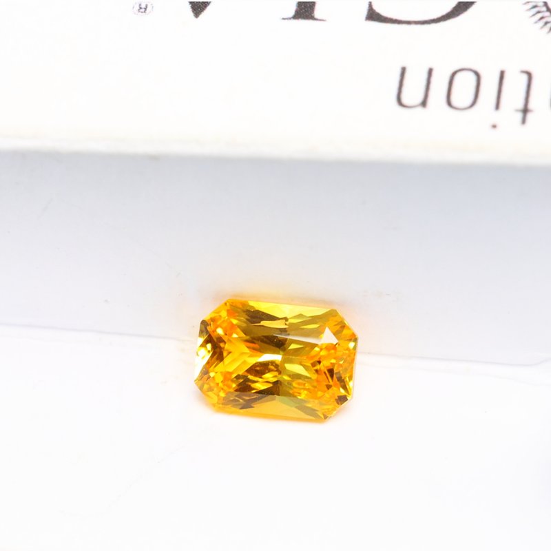 Golden Yellow Sapphire - View 2