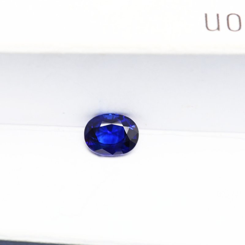 Royal Blue Sapphire - View 2