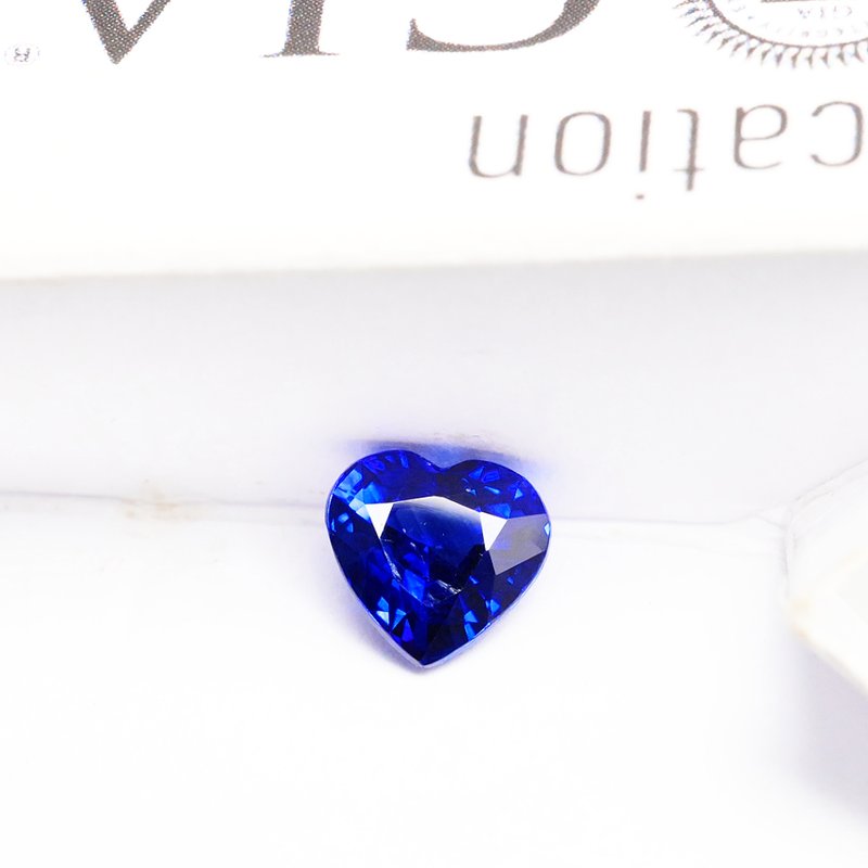 Royal Blue Sapphire - View 2