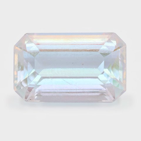 Лунный камень, 8,72 ct · Белый (бесцветный) · Изумруд (восьмиугольник)