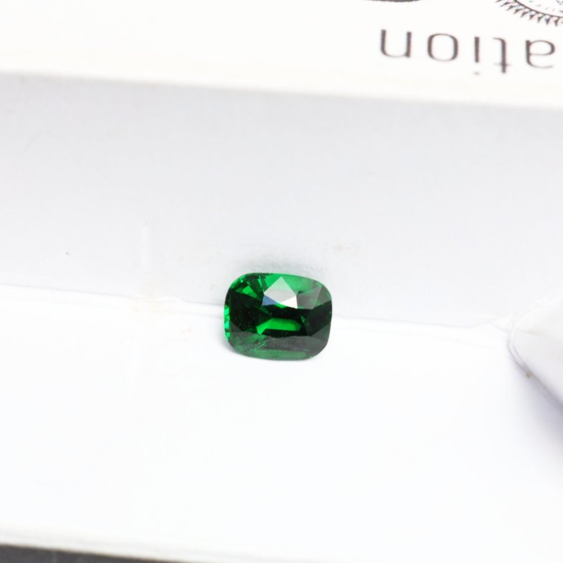 Tsavorite Garnet - View 2