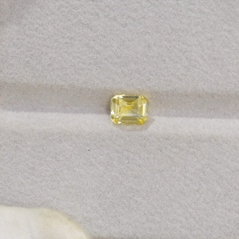 Yellow Sapphire - View 2