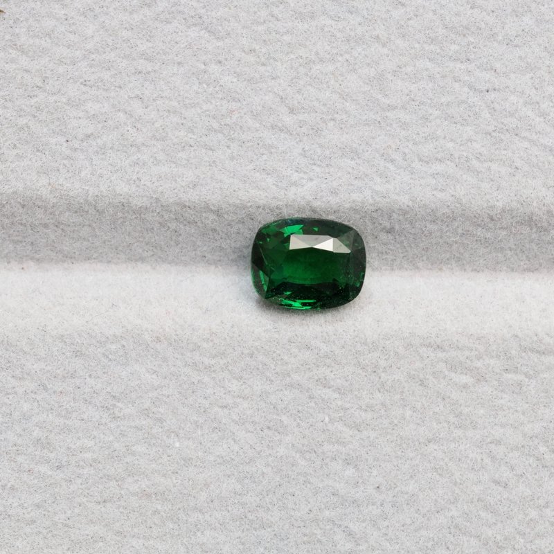 Tsavorite Garnet - View 2