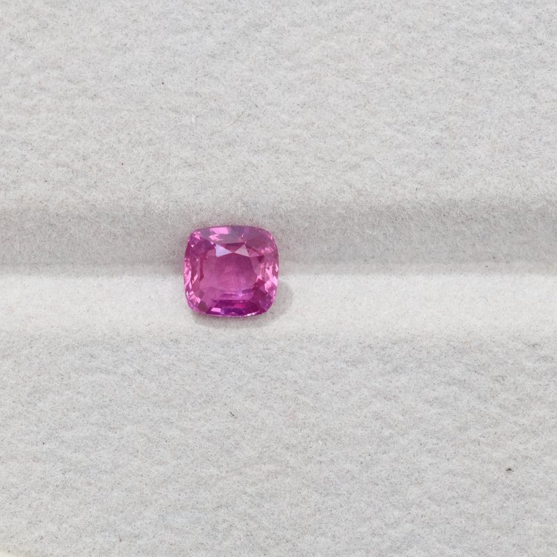 Vivid Hot Pink Sapphire - View 2