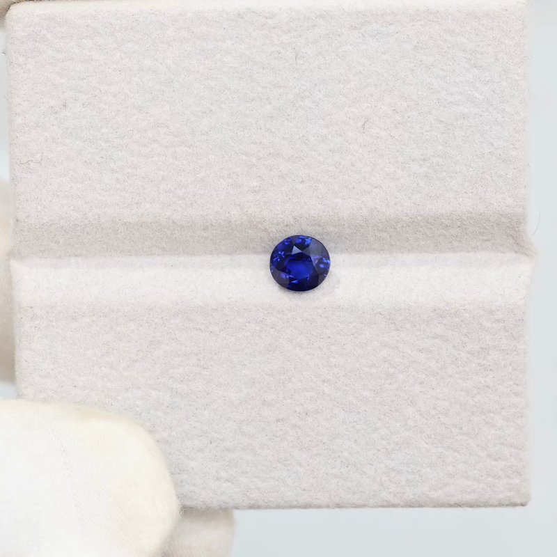 Deep Royal Blue Sapphire - View 2