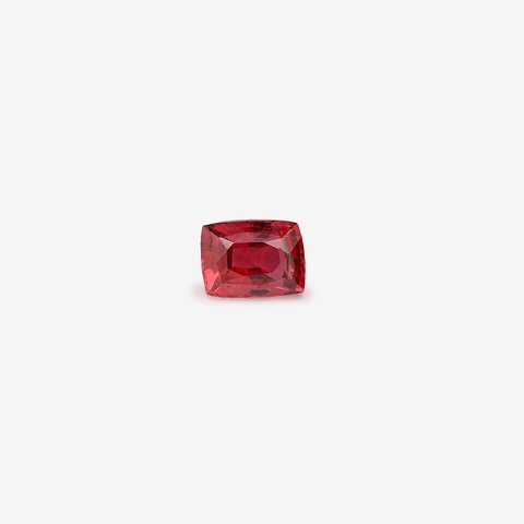 ياقوت أحمر, 0.7 ct · أحمر · وسادة