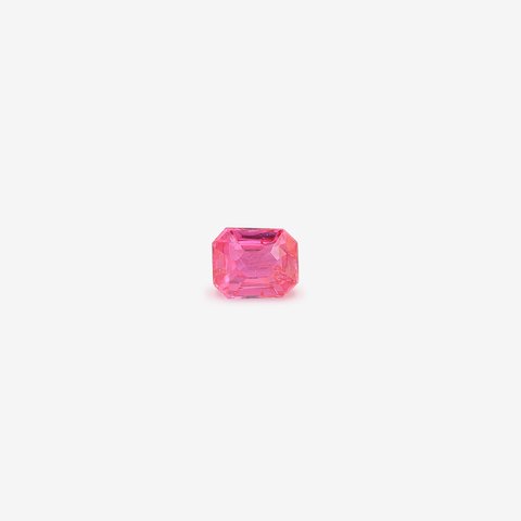 ياقوت أزرق, 0.45 ct · وردي · زمردي (ثماني)